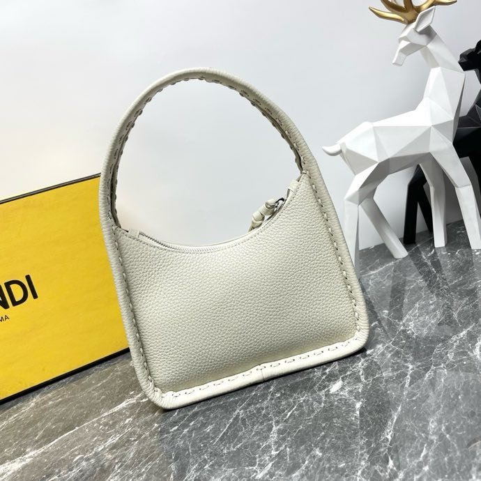 Сумка Fendessence 20 см фото 6