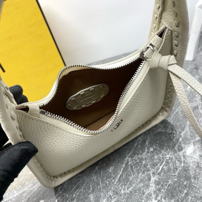 Сумка Fendessence 20 см фото 9