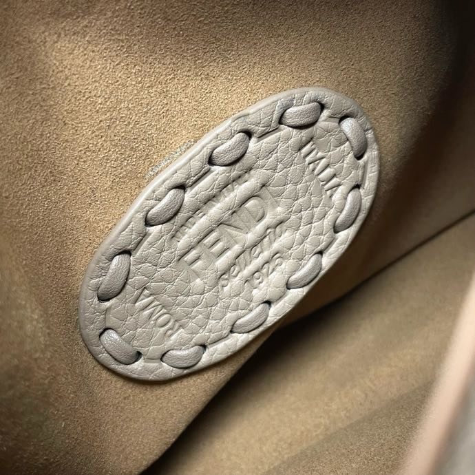 A bag Fendessence 20 cm фото 9