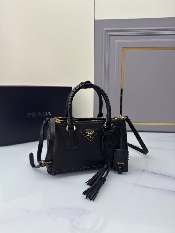 Сумка Galleria кожаная 21 см фото 4