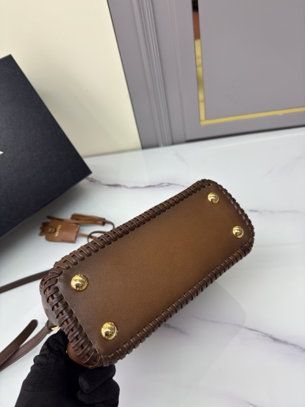 Сумка Galleria кожаная 21 см фото 7