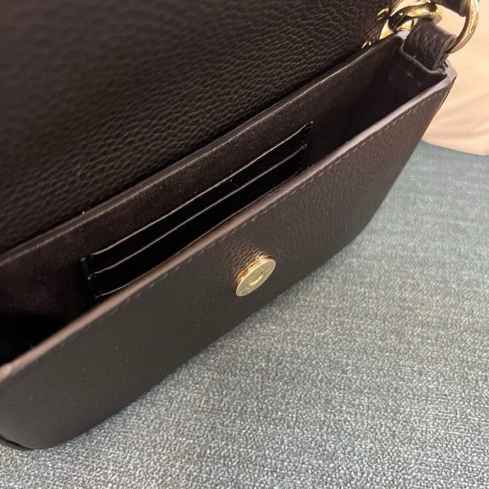 Сумка GARAVANI женская из зернистой кожи с заклёпками 19 см фото 3