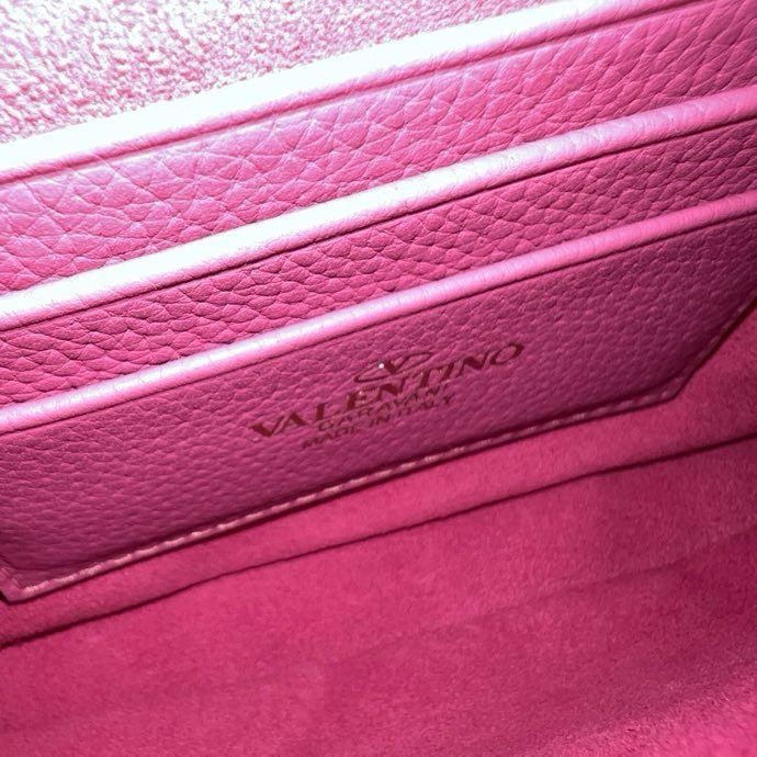 Сумка GARAVANI женская из зернистой кожи с заклёпками 19 см фото 3