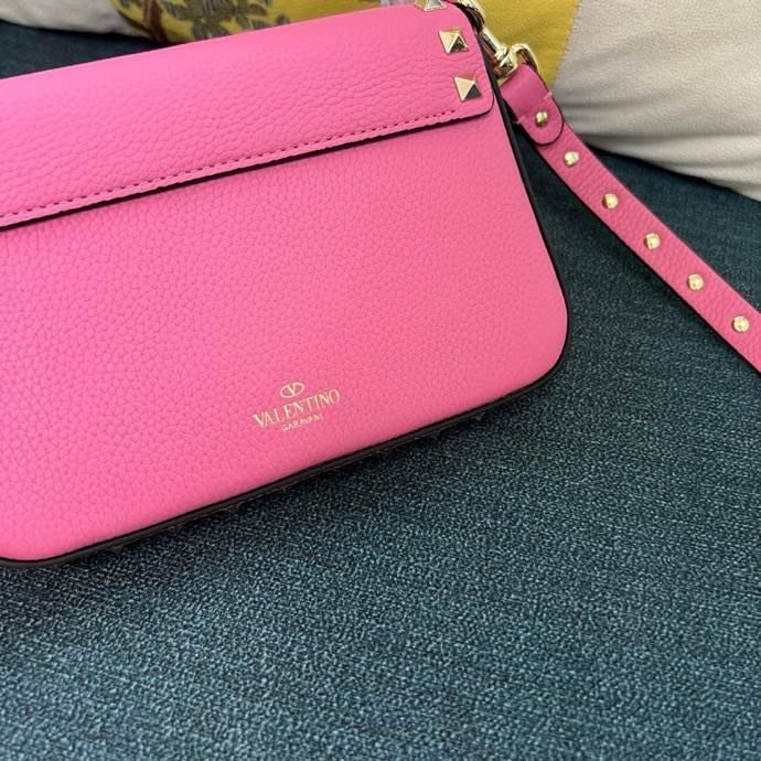 Сумка GARAVANI женская из зернистой кожи с заклёпками 19 см фото 7