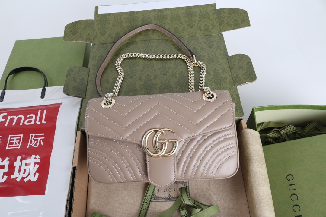 Сумка GG Marmont кожаная 26 см