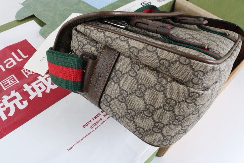 Сумка GG Supreme 27 см фото 6