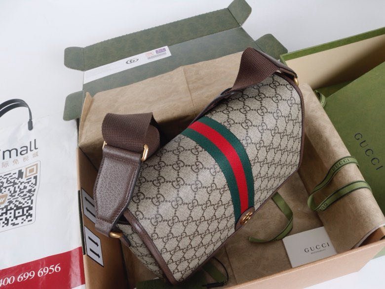 Сумка GG Supreme Tender 28 см фото 2