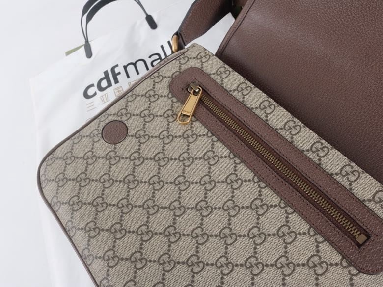 Сумка GG Supreme Tender 28 см фото 3