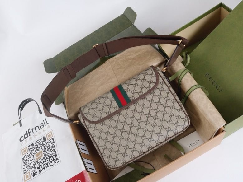 Сумка GG Supreme Tender 28 см фото 6