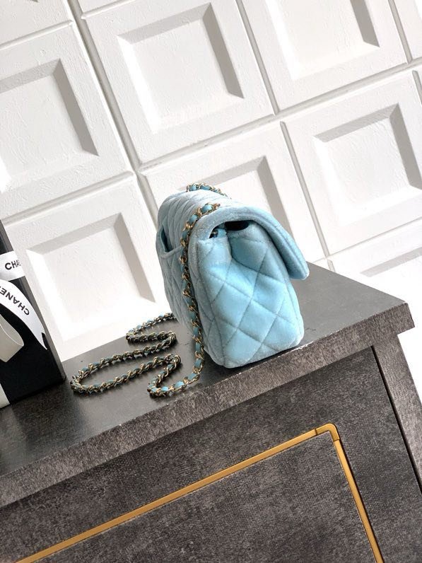 A bag blue velvet Chanel 25B Velvet 20 cm фото 2