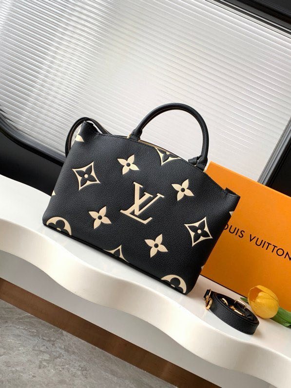 Сумка Grand Palais кожаная 29 см фото 8