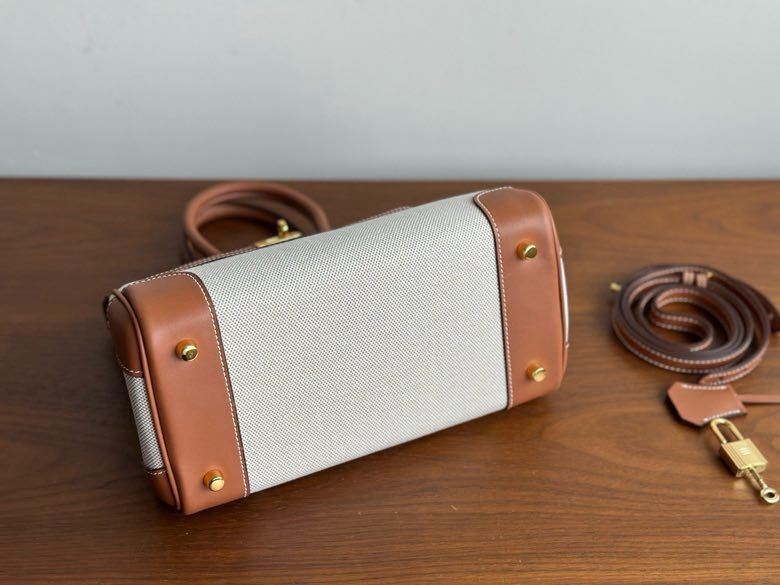 Сумка HERMES BIRKIN 25 Chestnut в коже Swfit 25 см фото 4