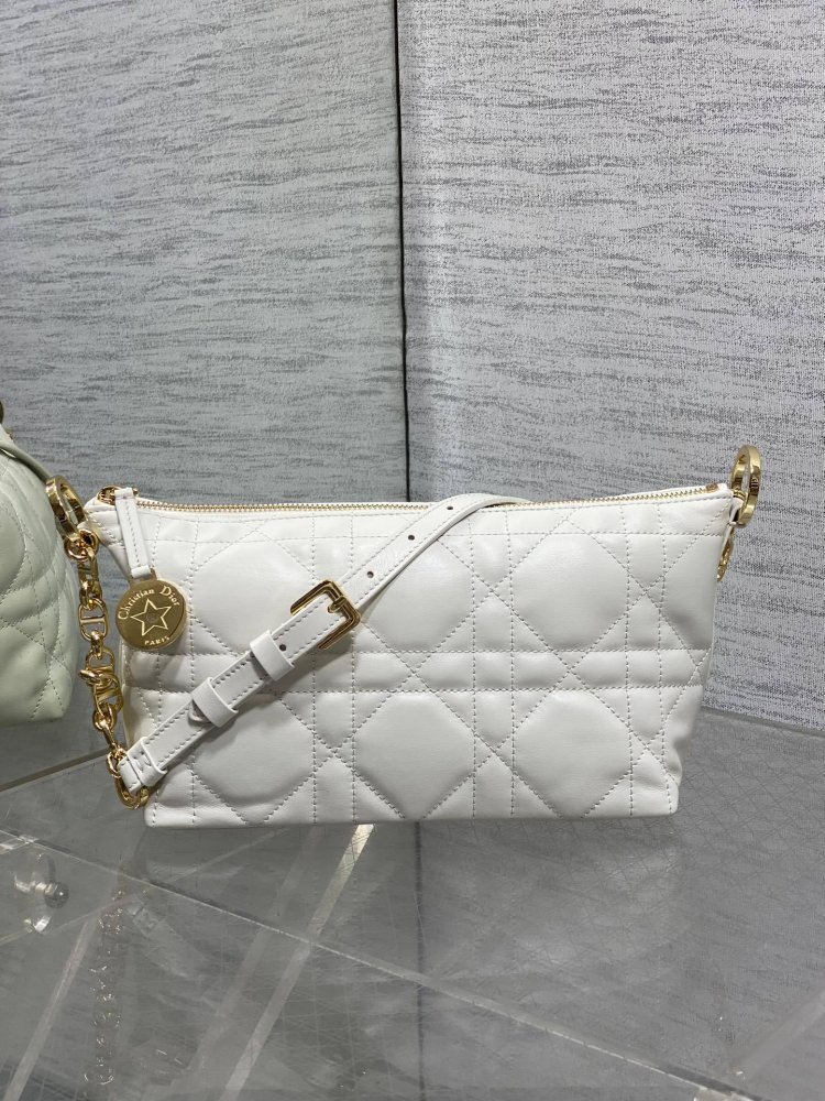 Сумка Hobo Star кожаная 28 см