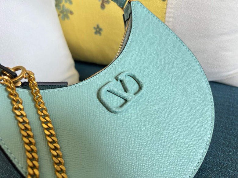 Сумка HOBO VLOGO SIGNATURE кожаная 20 см фото 3