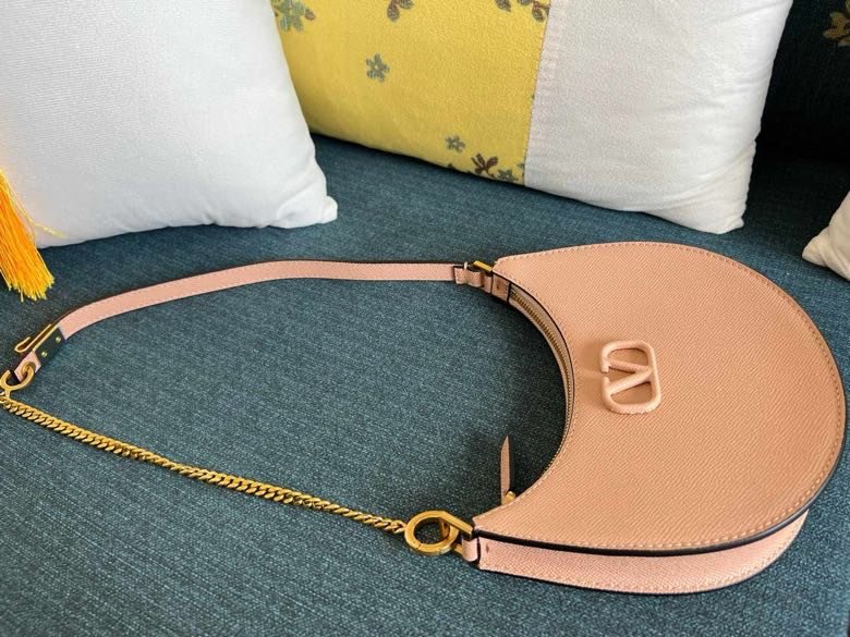 Сумка HOBO VLOGO SIGNATURE кожаная 20 см фото 5