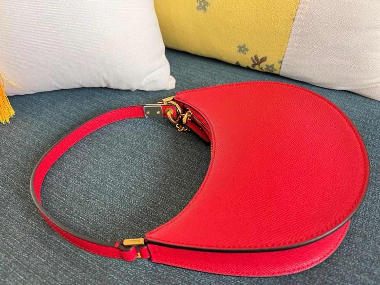 Сумка HOBO VLOGO SIGNATURE кожаная 20 см фото 5