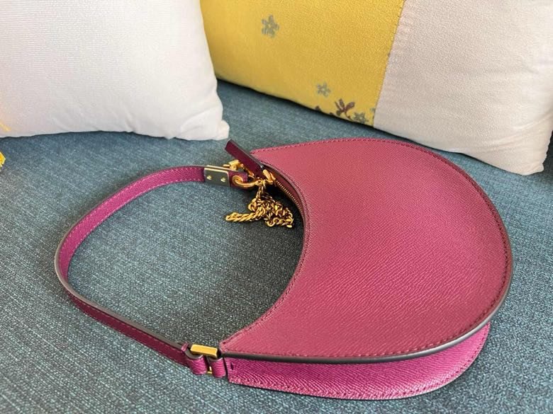 Сумка HOBO VLOGO SIGNATURE кожаная 20 см фото 6