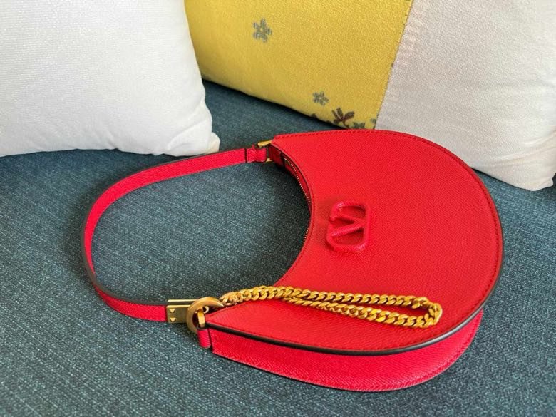 Сумка HOBO VLOGO SIGNATURE кожаная 20 см фото 7