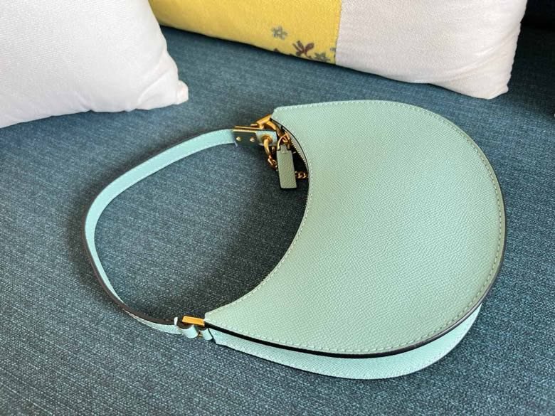 Сумка HOBO VLOGO SIGNATURE кожаная 20 см фото 7