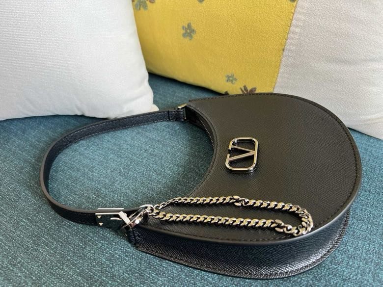 Сумка HOBO VLOGO SIGNATURE кожаная 20 см фото 8