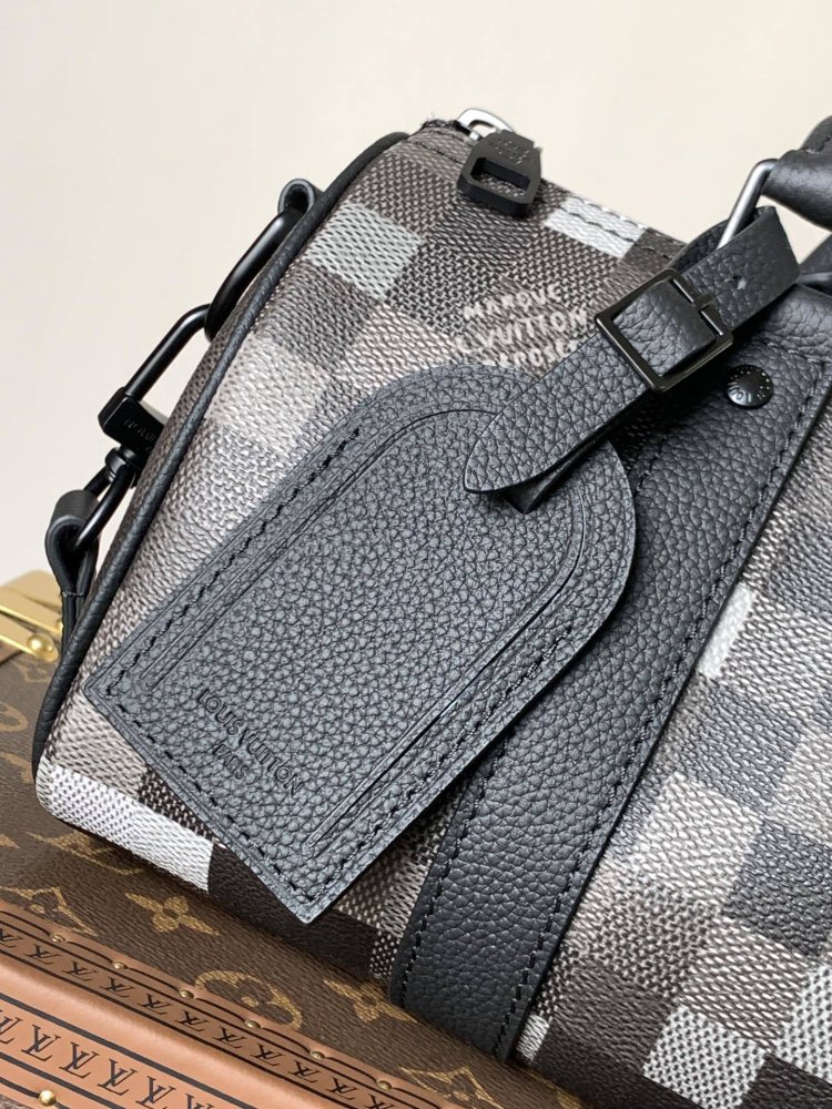 Сумка Keepall Bandouliere 25 фото 5