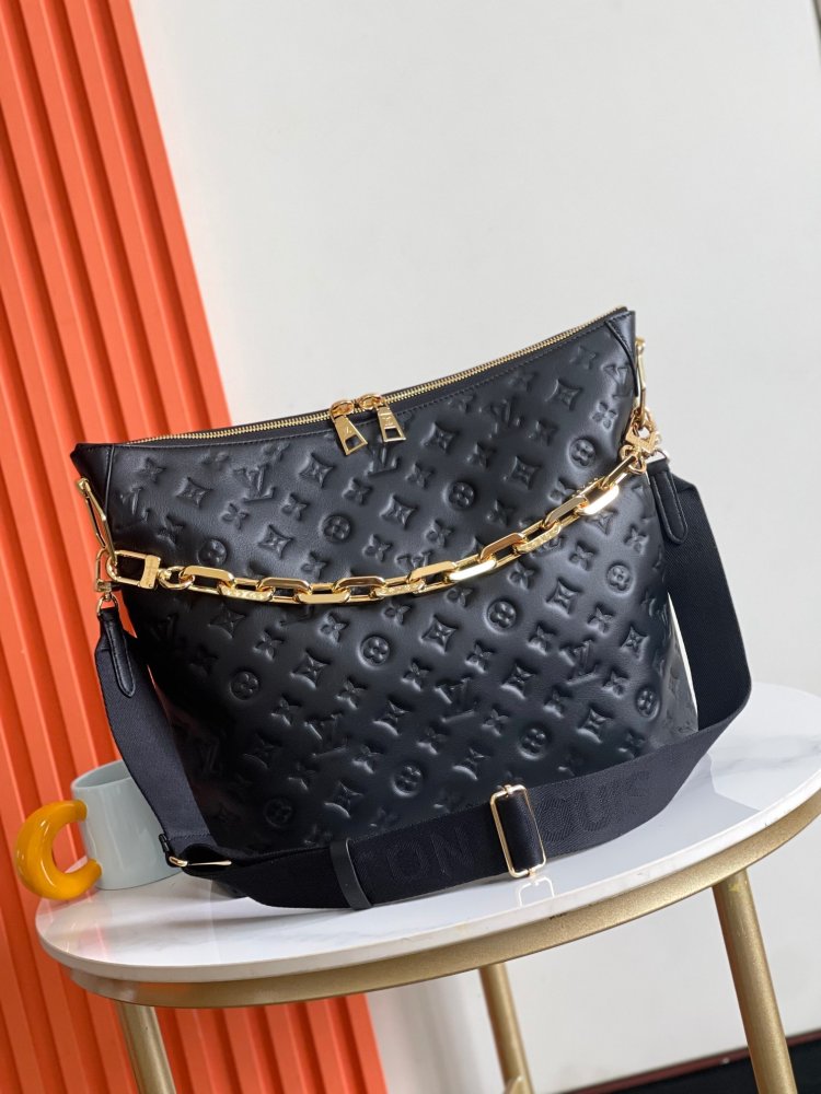 A bag hobo Coussin leather 38 cm