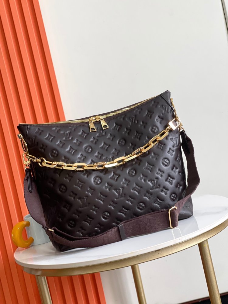 A bag hobo Coussin leather 38 cm