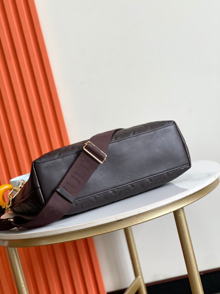 A bag hobo Coussin leather 38 cm фото 4