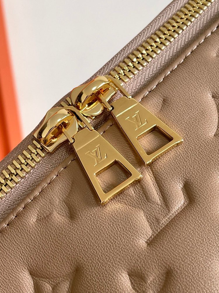 Сумка хобо Coussin кожаная 38 см фото 5