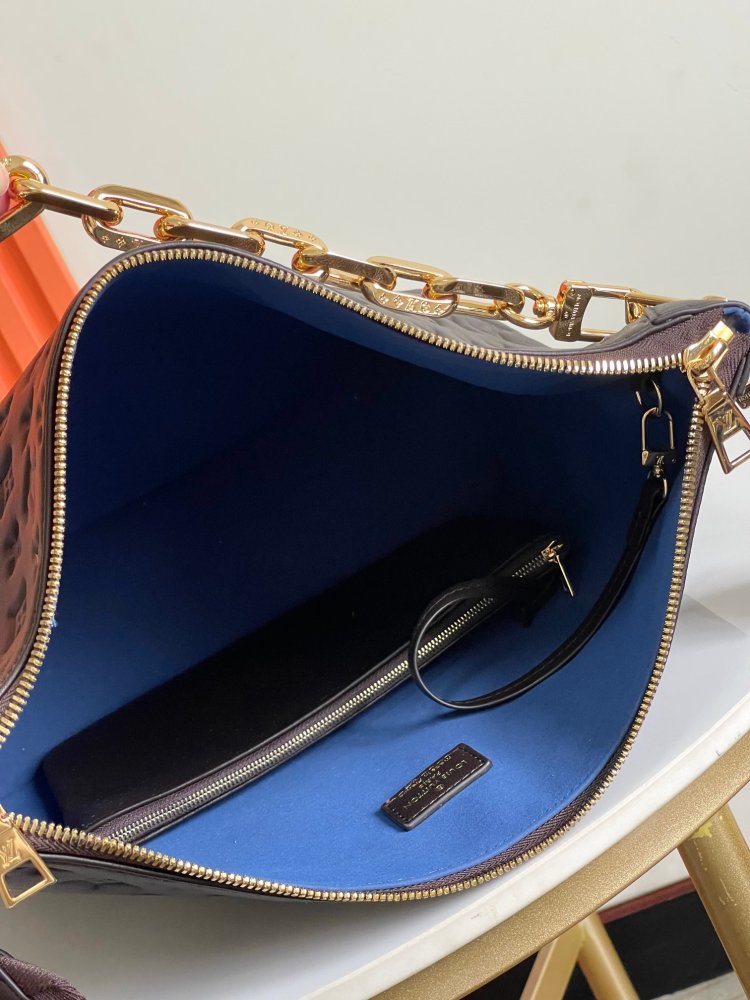 A bag hobo Coussin leather 38 cm фото 9