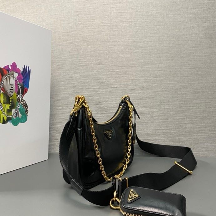 Сумка хобо кожаная 22 см фото 3