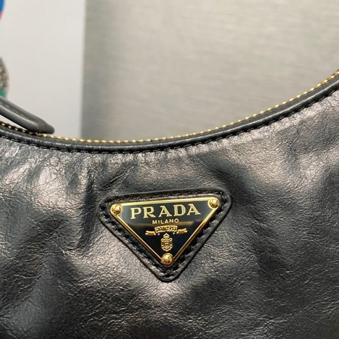 Сумка хобо кожаная 22 см фото 8