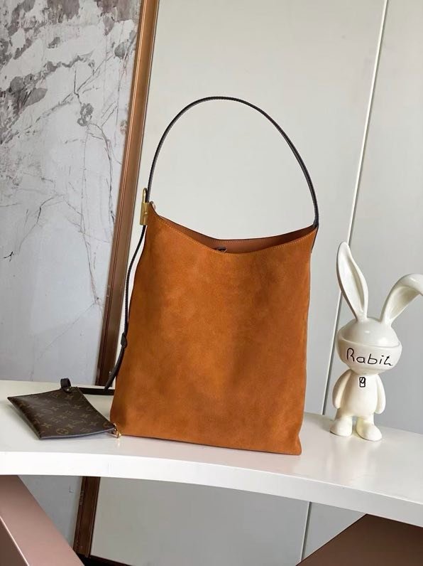 Сумка хобо замшевая среднего размера 31 см