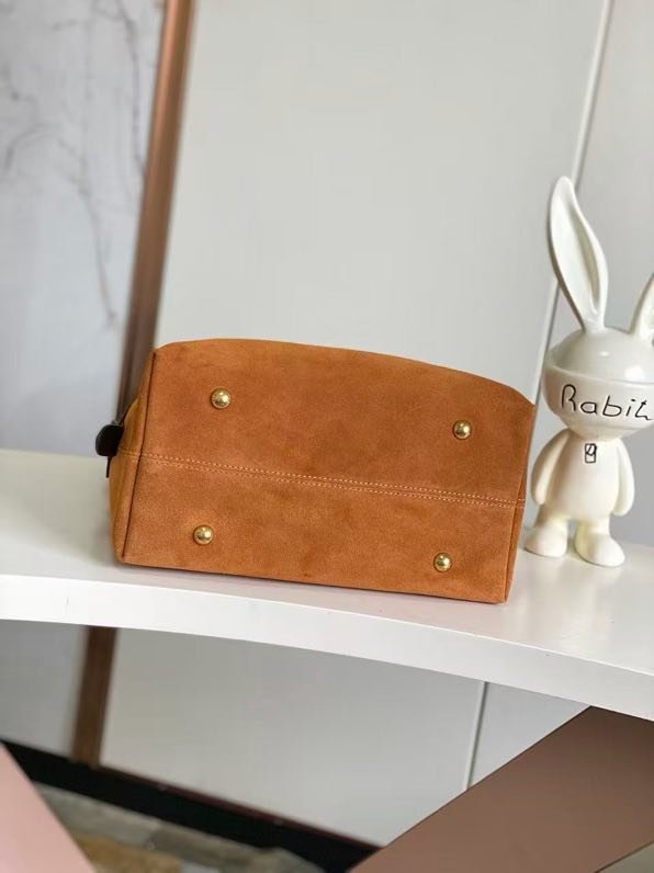 Сумка хобо замшевая среднего размера 31 см фото 2