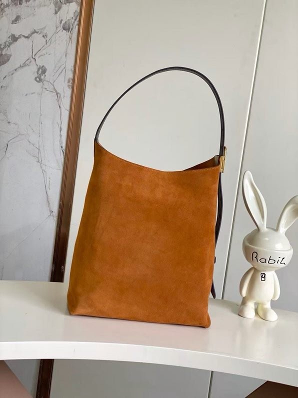 Сумка хобо замшевая среднего размера 31 см фото 9