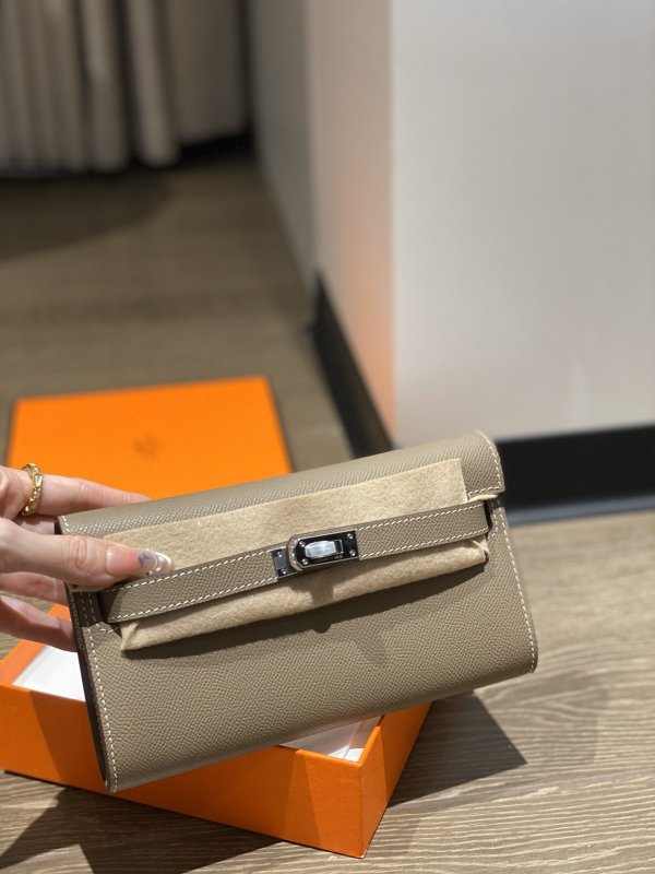 Сумка клат кожаная Kelly Pocket 19 см