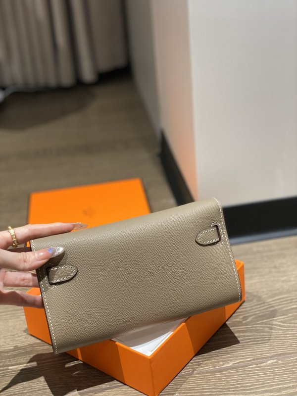 Сумка клат кожаная Kelly Pocket 19 см фото 5