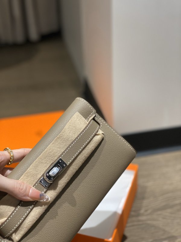 Сумка клат кожаная Kelly Pocket 19 см фото 7