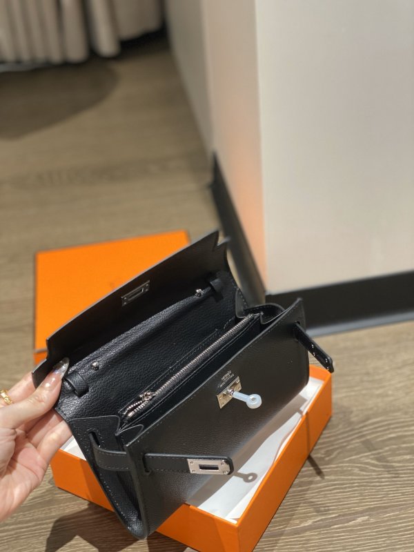 Сумка клат кожаная Kelly Pocket 19 см фото 7