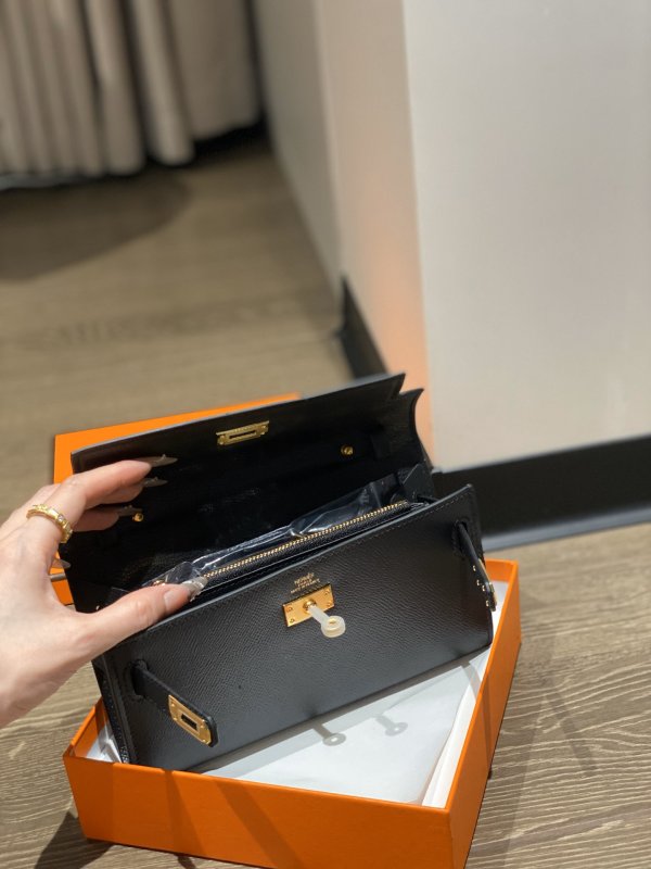 Сумка клат кожаная Kelly Pocket 19 см фото 9