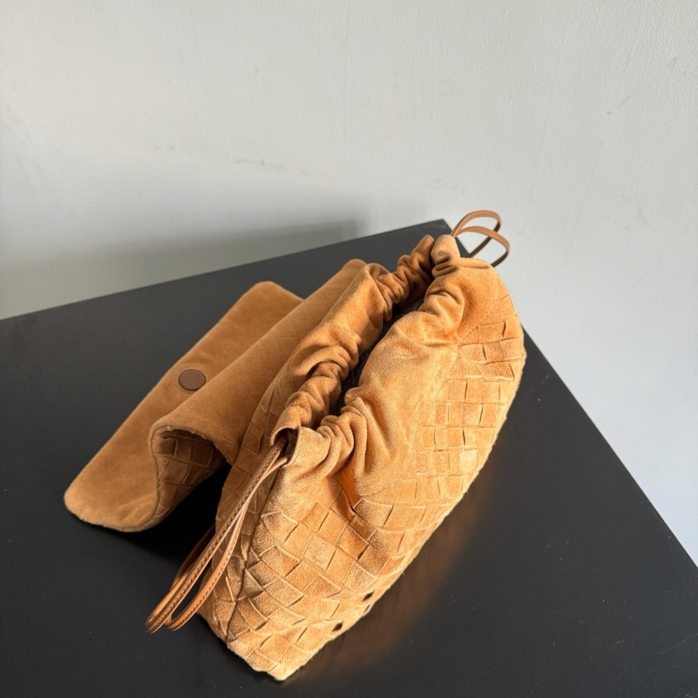 Сумка клатч Dustbag Giorno из плетеной замши 33 см фото 5