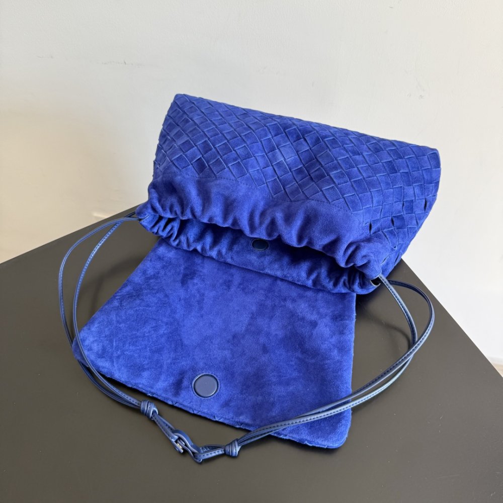 Сумка клатч Dustbag Giorno из плетеной замши 33 см фото 5