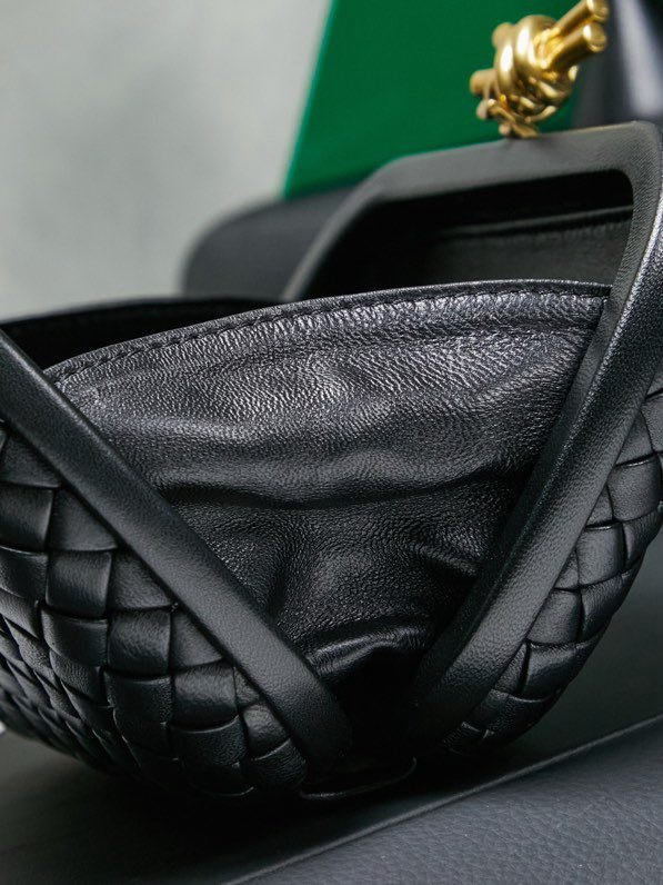 Сумка клатч Intrecciato Knot 20 см фото 2