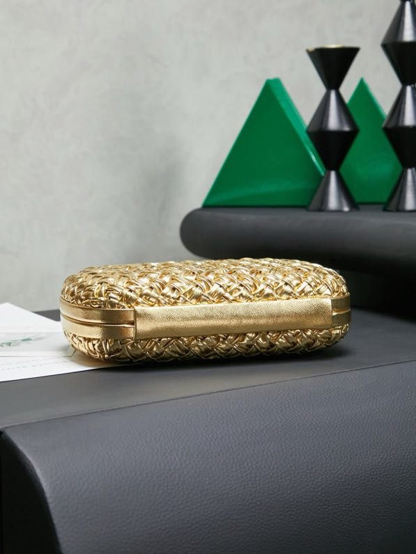 A bag clutch Intrecciato Knot 20 cm фото 3