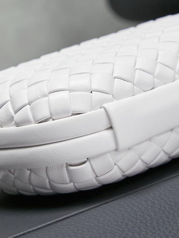 Сумка клатч Intrecciato Knot 20 см фото 4