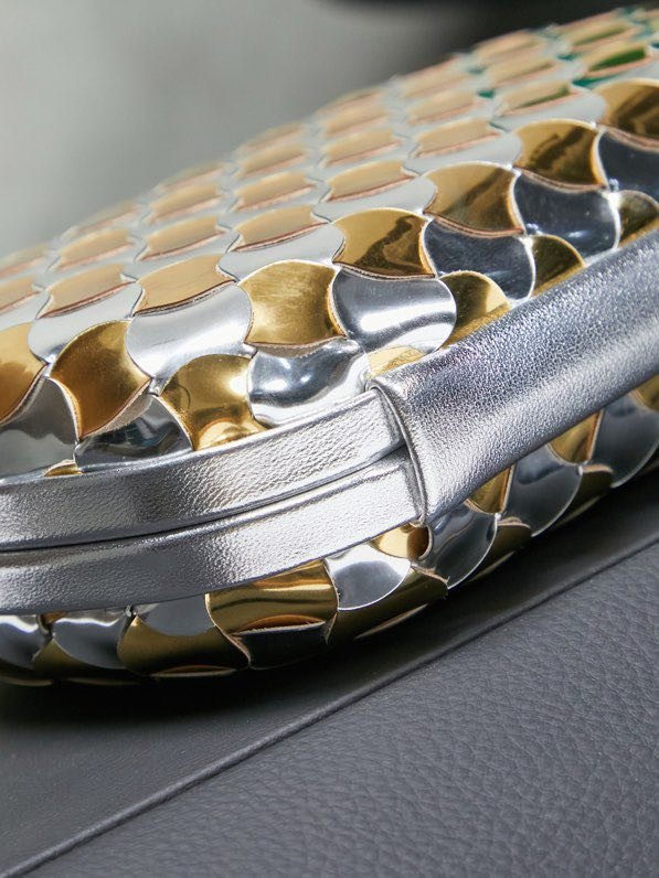 Сумка клатч Intrecciato Knot 20 см фото 5