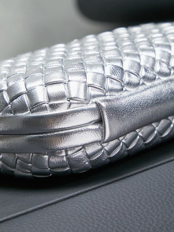 Сумка клатч Intrecciato Knot 20 см фото 5