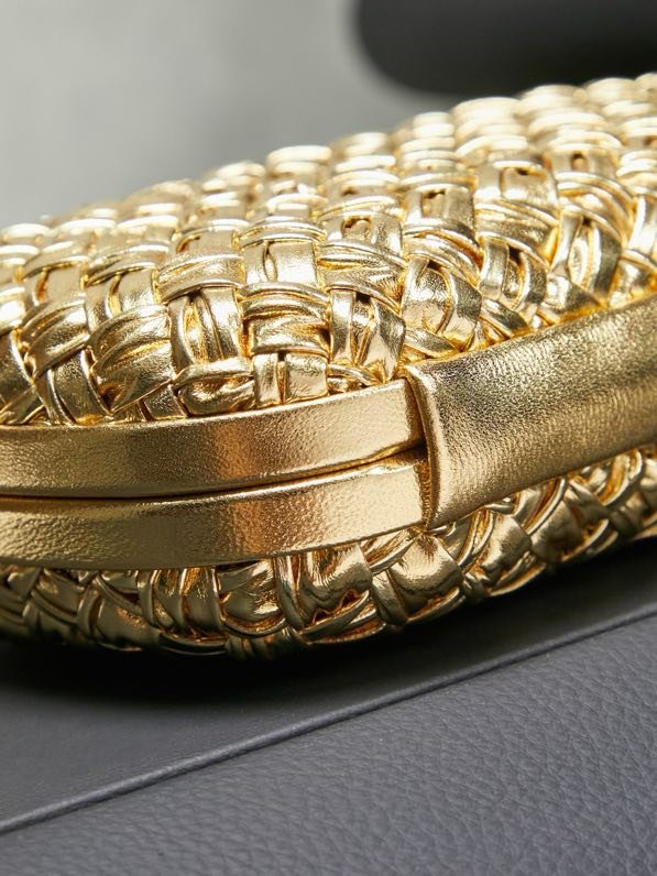 A bag clutch Intrecciato Knot 20 cm фото 6