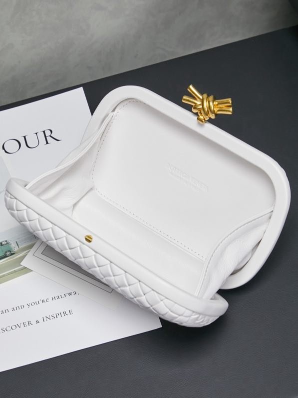 Сумка клатч Intrecciato Knot 20 см фото 8