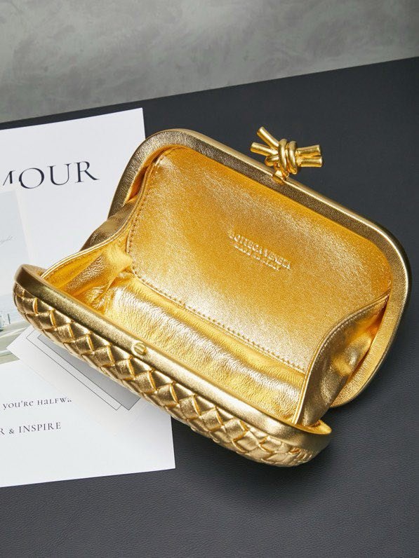 Сумка клатч Intrecciato Knot 20 см фото 9